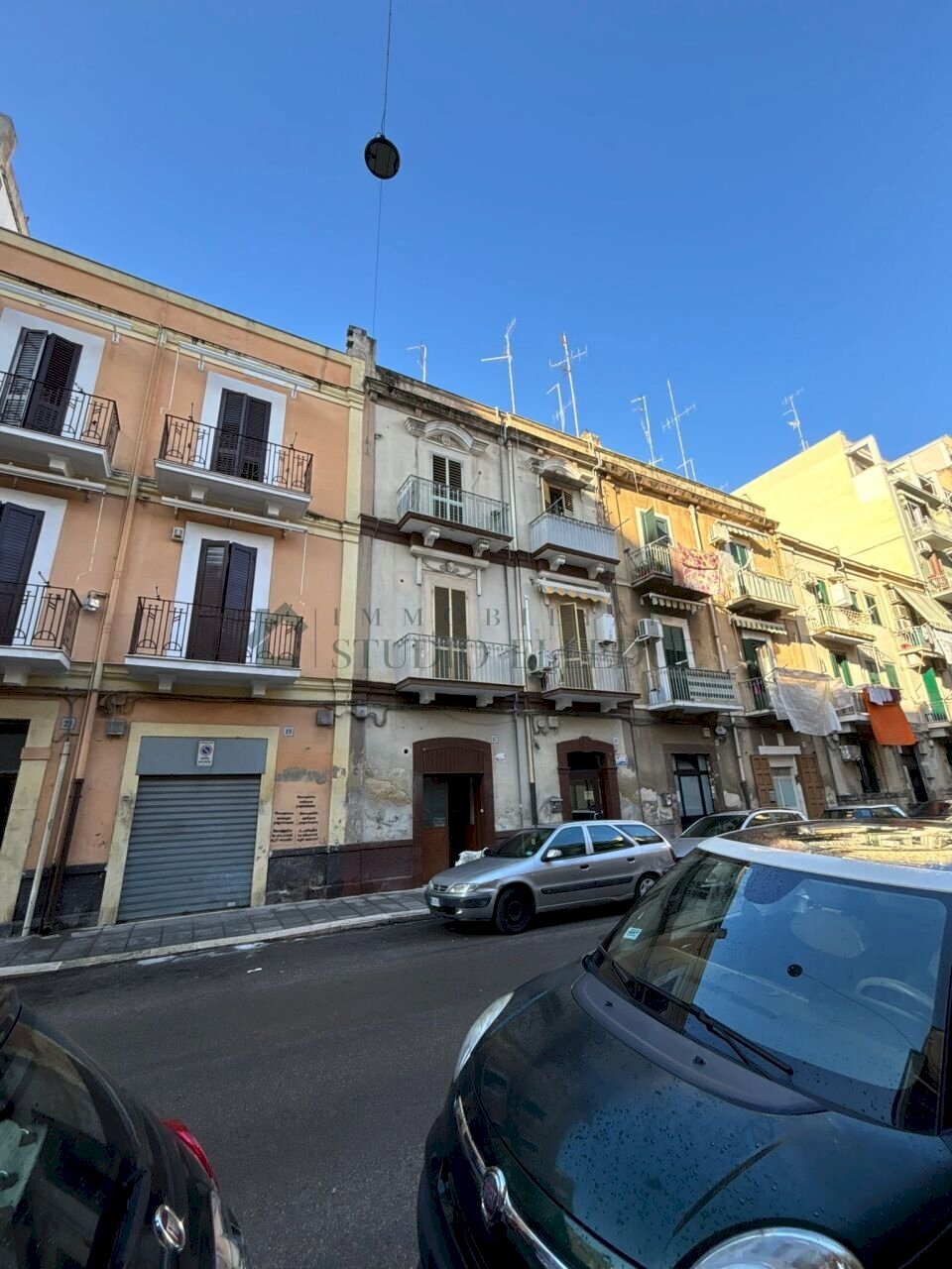 006887e1-74f8-4d59-adbf-5c4d78cf3c6d.jpg - Locale Commerciale Via Francesco Petrelli 17, Bari - foto 2