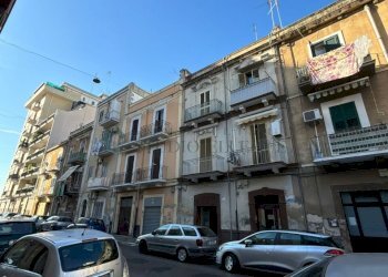 4638d674-4da2-4029-b84c-1b121aa5a5d0.jpg - Locale Commerciale Via Francesco Petrelli 17, Bari - foto 3