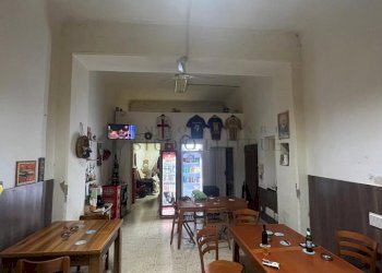 5bf291d2-f174-484f-92a1-7e5af8b46ef6.jpg - Locale Commerciale Via Francesco Petrelli 17, Bari - foto 4