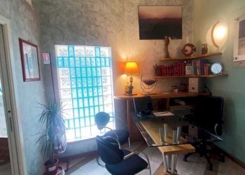 WhatsApp Image 2025-09-09 at 15.40.48.jpeg - Locale Commerciale Fara in Sabina - foto 5