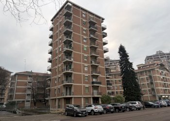 IMG_3797.JPG - Quadrilocale VIA MARTIRI DI CERVAROLO 3, Reggio nell'Emilia - foto 1