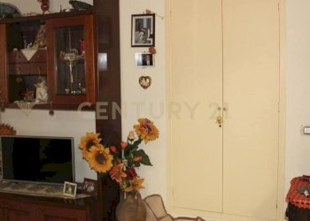 Screenshot_20251211_120123_Facebook.jpg - Villa Via Ferlito 23, Catania - foto 5