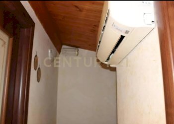 Screenshot_20251211_120217_Facebook.jpg - Villa Via Ferlito 23, Catania - foto 12