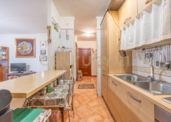 12.jpg - Bilocale Via Paolo Stoppa 38, Roma - foto 11