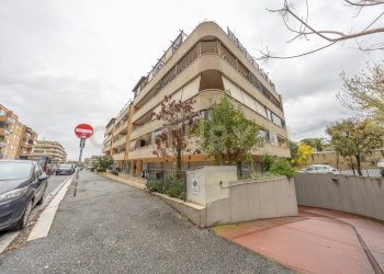 2.jpg - Bilocale Via Paolo Stoppa 38, Roma - foto 21