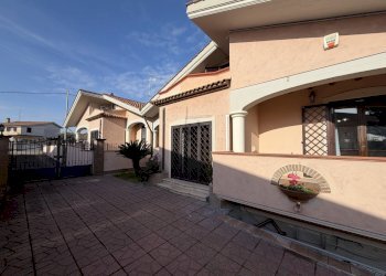 IMG_8009.JPG - Villa Via Dora Baltea, Ardea - foto 3