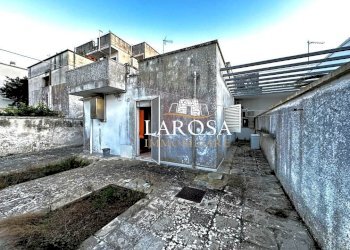 28.jpg - Villa Trifamiliare Via A.de Gasperi 168, Calimera - foto 27