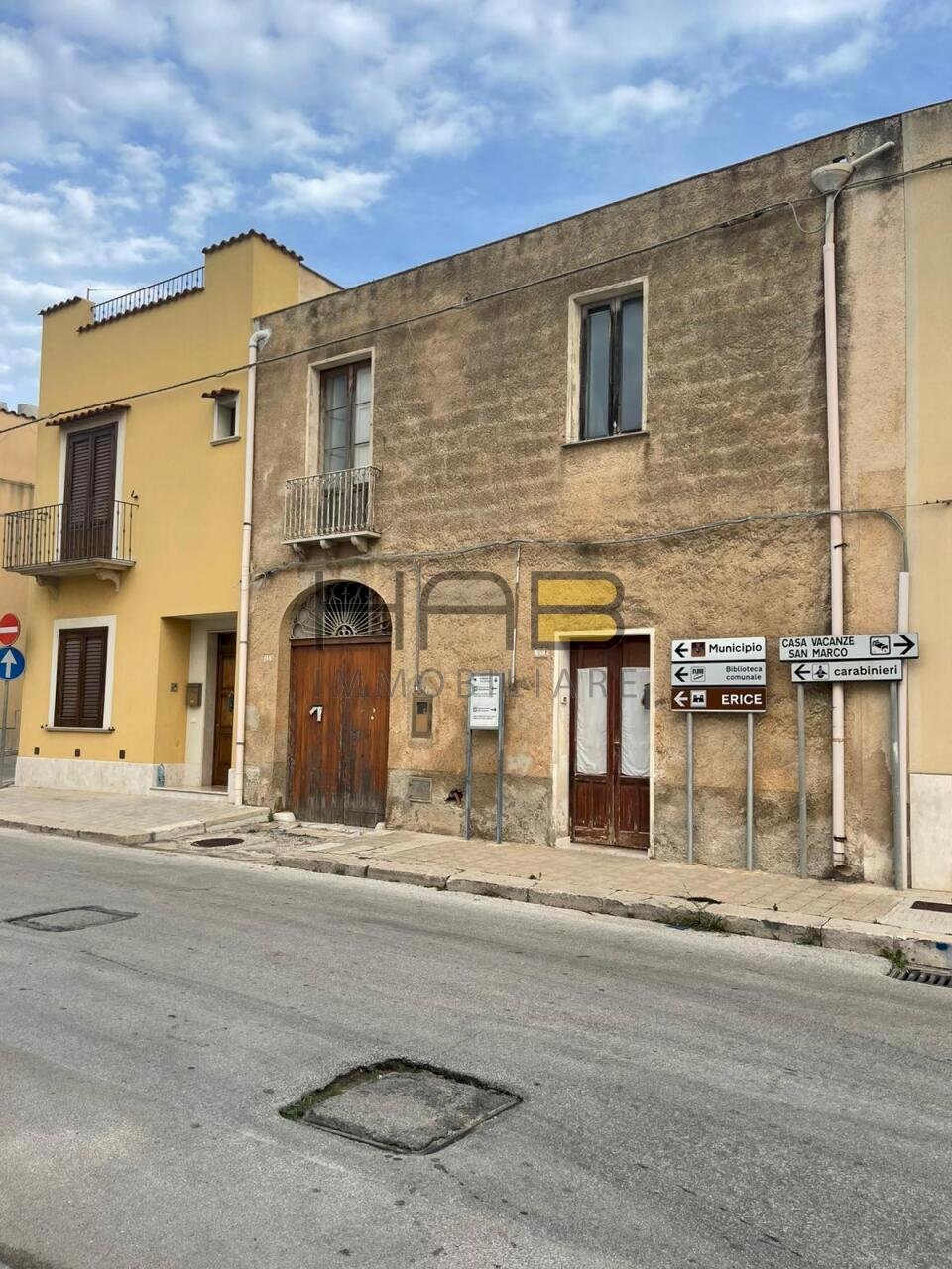 bf97ad48-c71b-4fc5-867a-85d618119355.jpg - Townhouse Valderice - photo 1