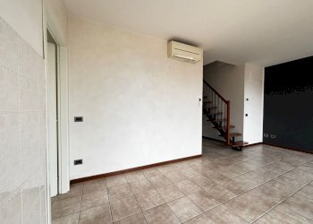 WhatsApp Image 2025-12-18 at 19.04.10.jpeg - Trilocale Medesano - foto 10