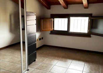 WhatsApp Image 2025-12-18 at 19.04.14 (1).jpeg - Trilocale Medesano - foto 21