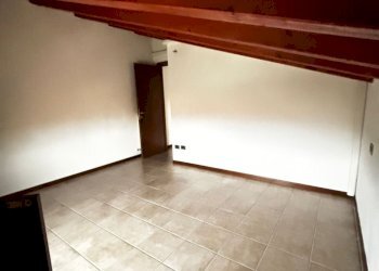 WhatsApp Image 2025-12-18 at 19.04.17 (1).jpeg - Trilocale Medesano - foto 28