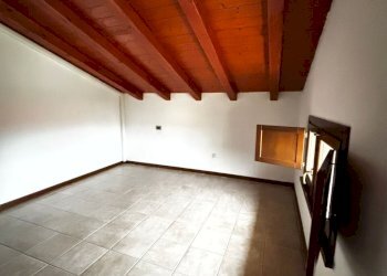 WhatsApp Image 2025-12-18 at 19.04.17.jpeg - Trilocale Medesano - foto 30