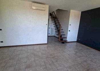 WhatsApp Image 2026-05-12 at 11.24.49 (1) - Three-room apartment Medesano - photo 9
