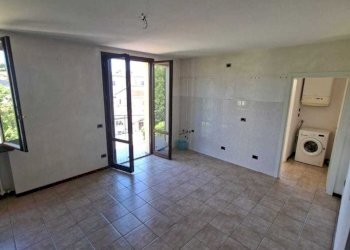 WhatsApp Image 2026-05-12 at 11.24.51 (3) - Three-room apartment Medesano - photo 18