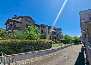 WhatsApp Image 2026-05-12 at 11.24.53 (3) - Three-room apartment Medesano - photo 25