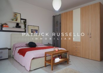 camera da letto - Quadrilocale Via Giacomo Amato 15, Gela - foto 13