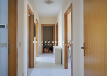 corridoio - Appartamento Via Navari 7, Gela - foto 11