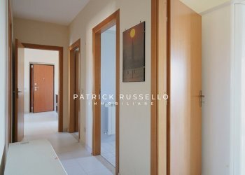 corridoio - Appartamento Via Navari 7, Gela - foto 15