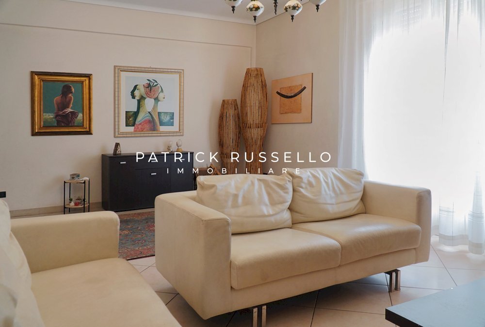 sala - Appartamento Via Seneca 2, Gela - foto 3