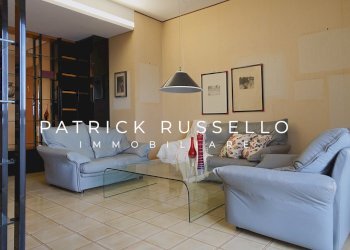 sala - Appartamento Viale Cortemaggiore 87, Gela - foto 1