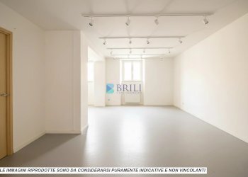 Shop Corso Vittorio Veneto, Olbia - photo 2