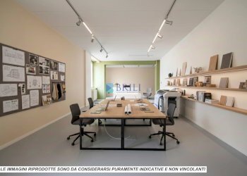 Shop Corso Vittorio Veneto, Olbia - photo 4