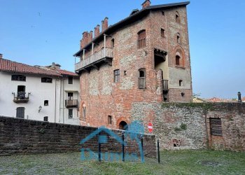 Trilocale Via Sommelier, 49, Pinerolo - foto 1