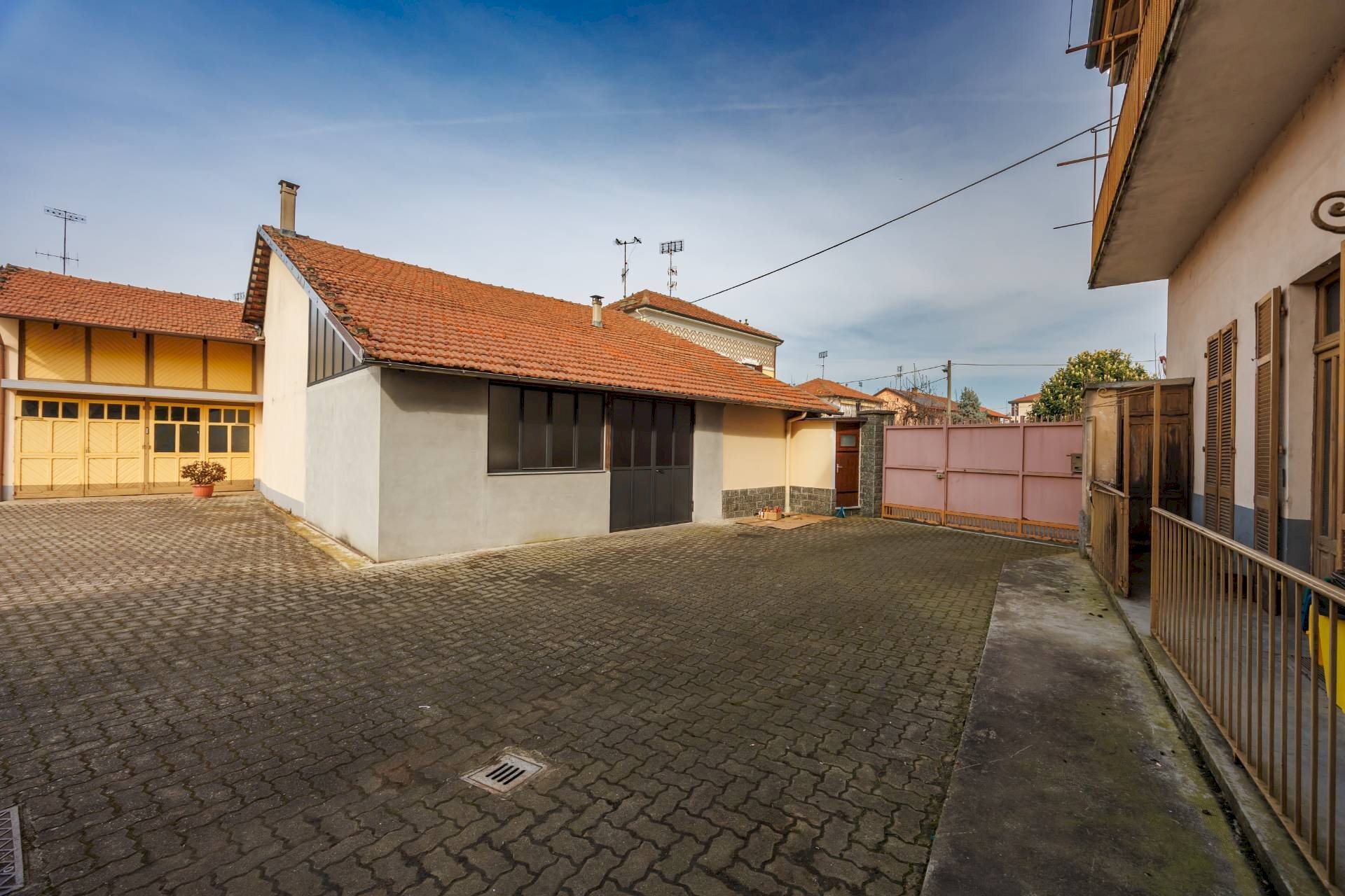 Semi-detached Villa Chivasso - photo 3