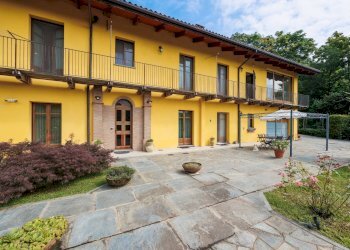 Portion of a house Castagneto Po - photo 2