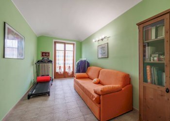 Portion of a house Castagneto Po - photo 36