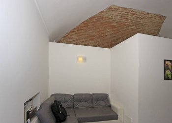 Three-room apartment Torino (neighborhood Centro) - photo 2