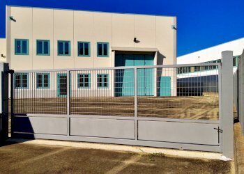 Capannone Caselle Torinese - foto 4