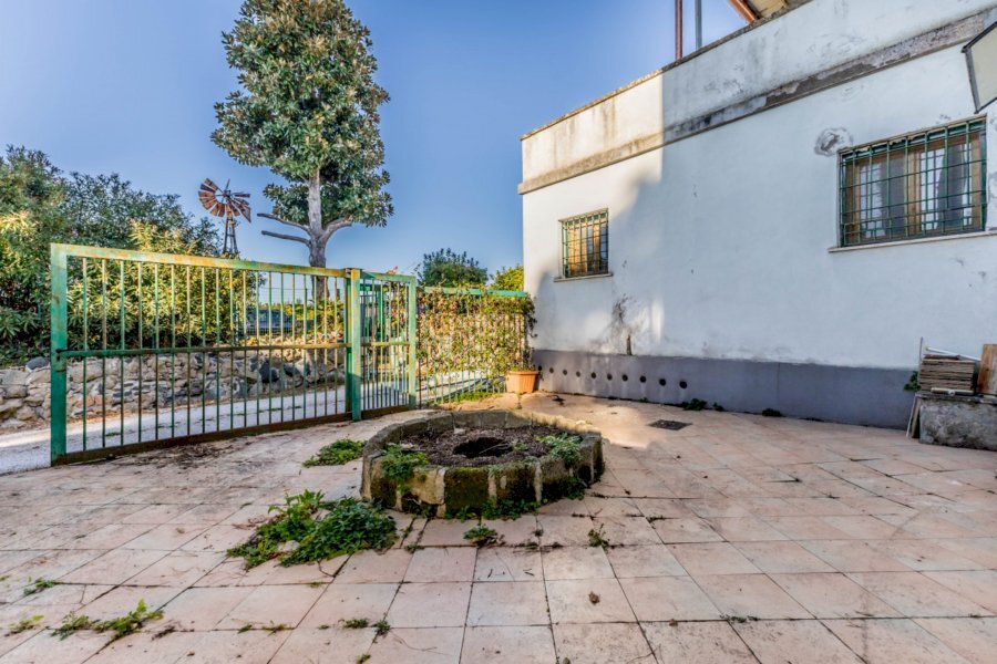 Bilocale Via Tuscolana, Roma (zona Tuscolano) - foto 1