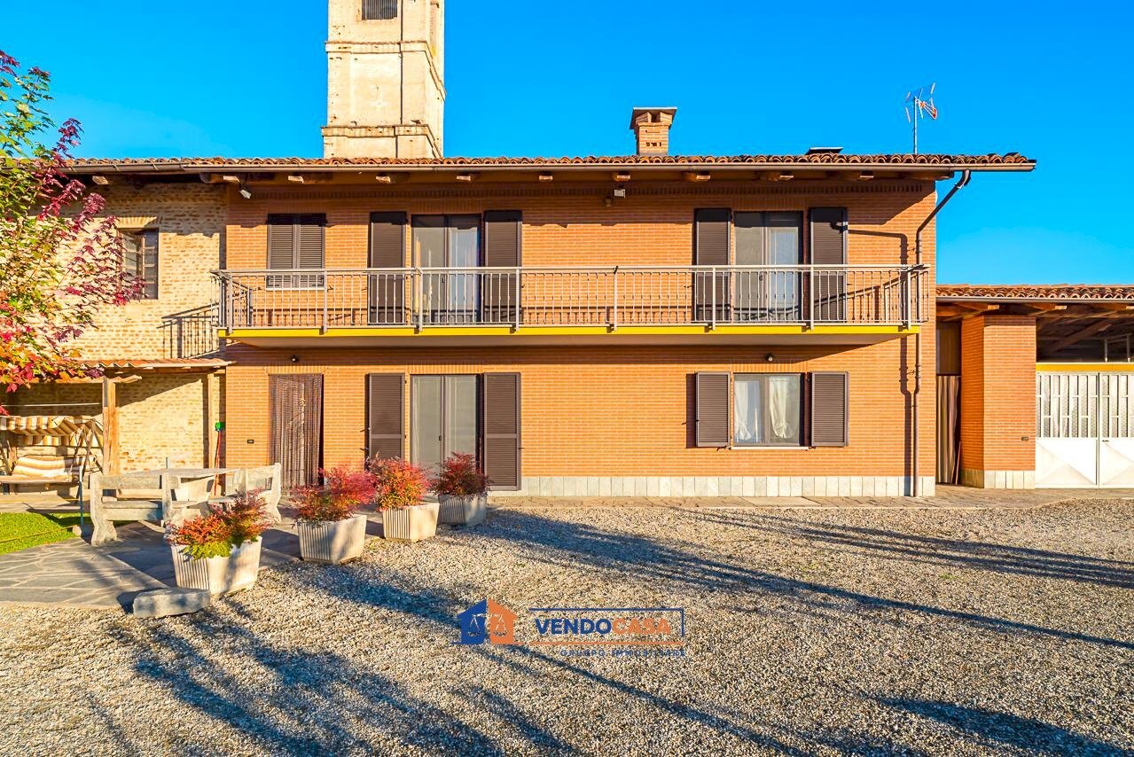 Casa indipendente Villafranca Piemonte - foto 1