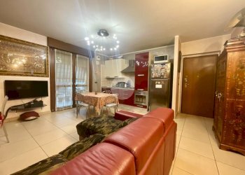 Trilocale Via Giorgio Perlasca, Leini - foto 2