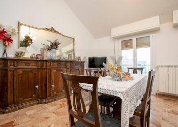 Attico Corso De Michiel, 115 
 Chiavari, Chiavari - foto 2