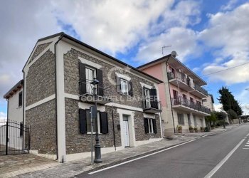 Foto 3 - Villa Corso Umberto I, 84, Prignano Cilento - photo 3