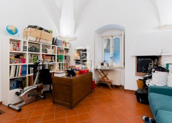 Foto 13 - Stabile - Palazzo Via Giovanni Mele
 
8, Ceglie Messapica - foto 13