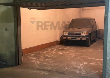 Parcheggio - Box Via Oliveto Scammacca
 
90, Catania - foto 9