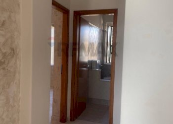 Hall / corridoio - Quadrilocale Viale Lorenzo Bolano
 
3, Catania - foto 14