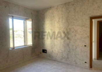 Stanza vuota - Quadrilocale Viale Lorenzo Bolano
 
3, Catania - foto 16