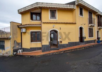 Casa all\'aperto - Villa a Schiera Via Don Ignazio
 
4, Acireale - foto 1