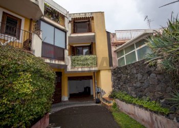 Edificio all\'aperto - Villa a Schiera Via Don Ignazio
 
4, Acireale - foto 4