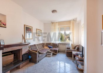 Soggiorno - Quadrilocale via santa lucia
 
53, Serra de' Conti - foto 10