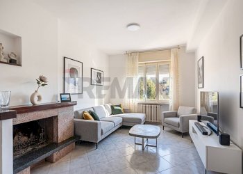 Soggiorno - Four-room apartment via santa lucia
 
53, Serra de' Conti - photo 12
