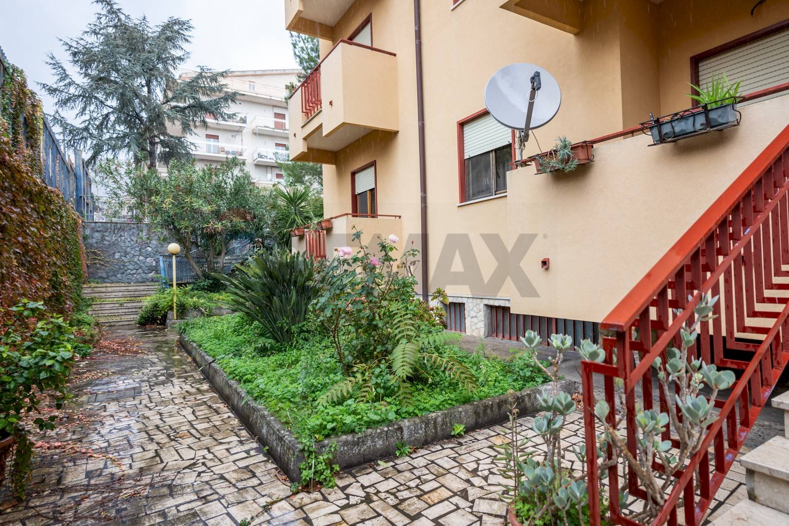 Giardino - Appartamento via regina elena
 
108, Francavilla di Sicilia - foto 3