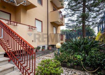 Edificio all\'aperto - Appartamento via regina elena
 
108, Francavilla di Sicilia - foto 4