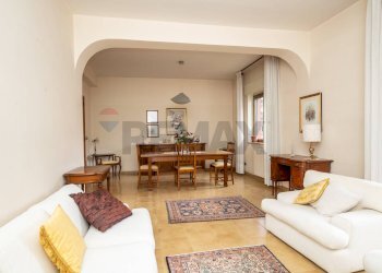 Sala da pranzo - Appartamento via regina elena
 
108, Francavilla di Sicilia - foto 13