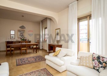 Sala da pranzo - Appartamento via regina elena
 
108, Francavilla di Sicilia - foto 14