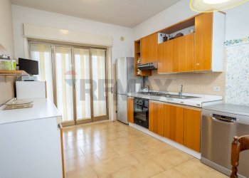 Cucina - Appartamento via regina elena
 
108, Francavilla di Sicilia - foto 48